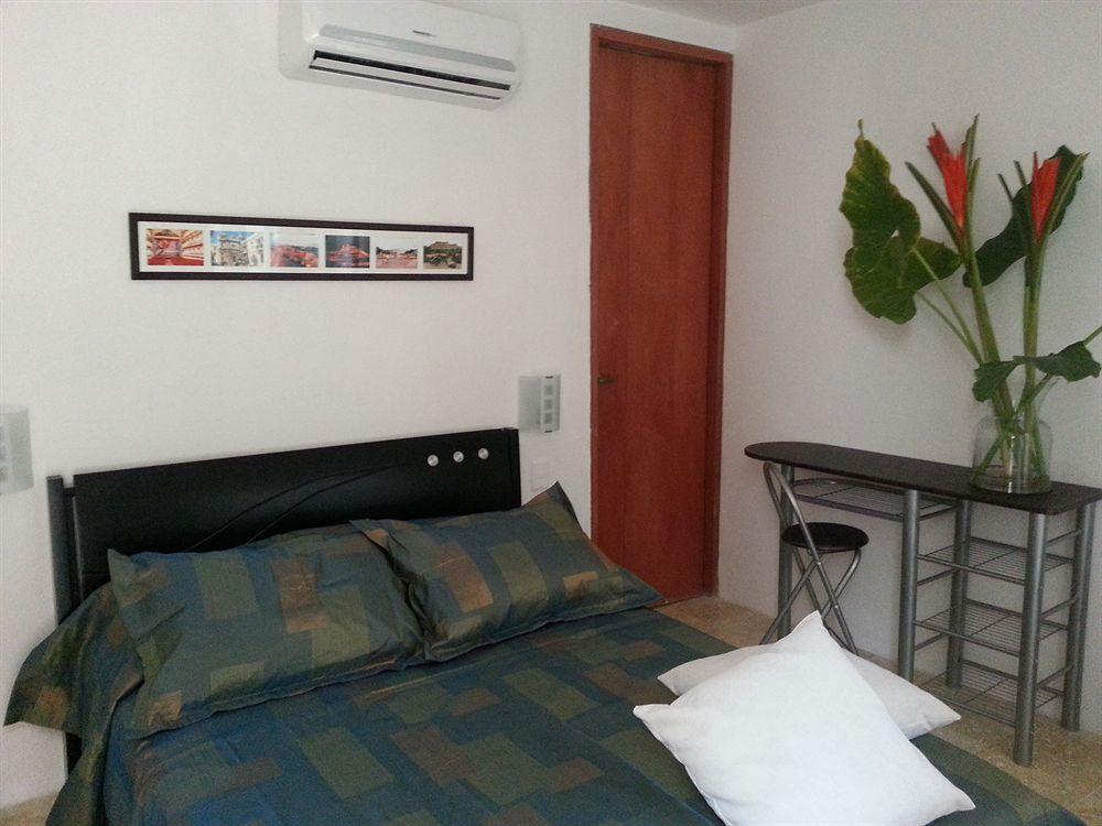 Casa Blanca Hotel Boutique Картахена Экстерьер фото